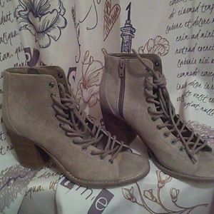 Mossimo supply Lace up sandal